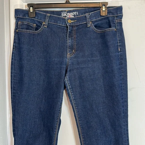 New York & Co. Skinny Leg Jean 14 Tall - Picture 2 of 11